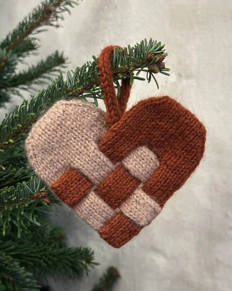 Olives Christmas Heart